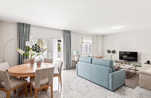 Puerto Banus Apartment | 2 Bedrooms apartment in Las Gaviotas - Puerto Banús