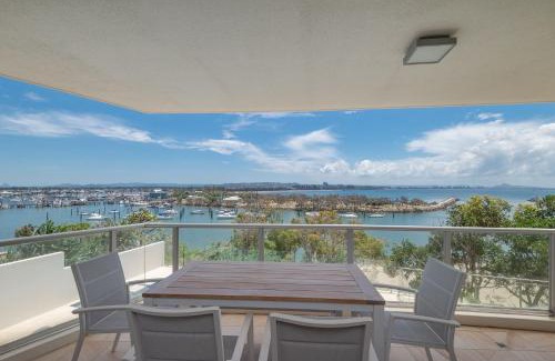 Buddina Apartment | 2 bedrooms apartment on the beach and with air conditioning and pool