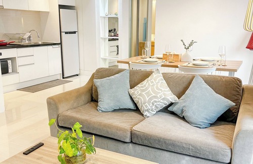 South Pattaya Apartment | 2 Bedrooms Apartment Water Park Style Pool in Jomtien-Pattaya