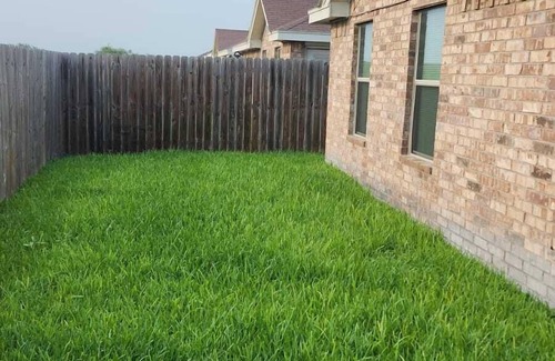 Edinburg Apartment | 2 Bedrooms Apt near Univeristy