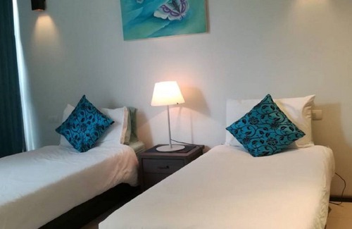 Cherngtalay Apartment | 2 Bedrooms Balcony Garden View Apartment