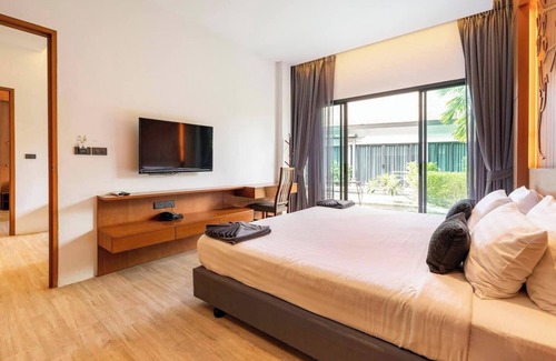 Chalong Resort | 2-bedrooms pool access in beautiful residential area with fitness room, AC