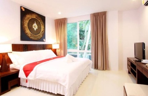 Cherngtalay Apartment | 2 BR Apartment -Surin Beach (P01)