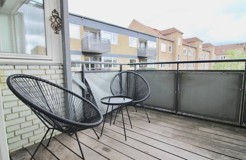 Frederiksberg Apartment | 2-BR apartment in Frederiksberg w/a balcony - 177
