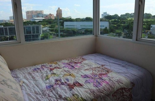 Pembo Apartment | 2 BR Condotel near Venice Grand Canal, SM Aura Mall and BGC