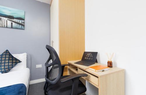 Coventry Apartment | 2-BR Executive En-Suite Apartment by MBiZ
