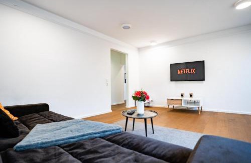 Wiesbaden Apartment | 2 BR Loft - WHIRLPOOL - TERRASSE - ZENTRAL - WIFI - BUSINESS - KAFFEE - NETFLIX