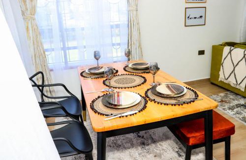 Nairobi Apartment | 2 br luxury condo centrally located in Westlands in Nairobi-Book your stay!