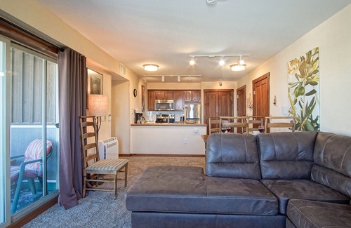 Snowshoe Condo | 2 Br: Rimfire 214 - Great Western Views on large deck corner unit