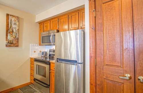 Snowshoe Condo | 2 Br: Rimfire 214 - Great Western Views on large deck corner unit