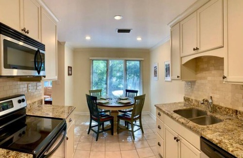 Kiawah Island Condo | 2 BR Turtle Cove Villa - Walk to Beach - Resort Privileges