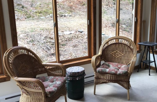 Cherryfield Cottage | 2 BRs - 1 and 1/2 BA - Sleeps 4 to 6