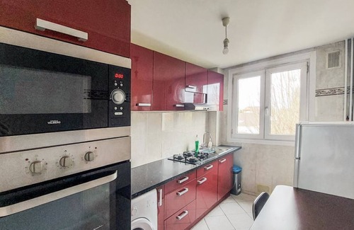 Noisy-le-Sec Apartment | 2 Chambres à Bobigny Entre Paris et Disneyland