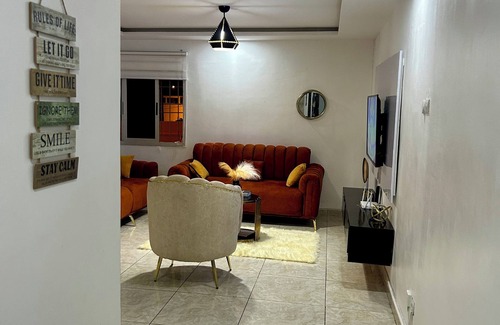 Angre Apartment | 2 chambres salon angré chu au rez de chaussée