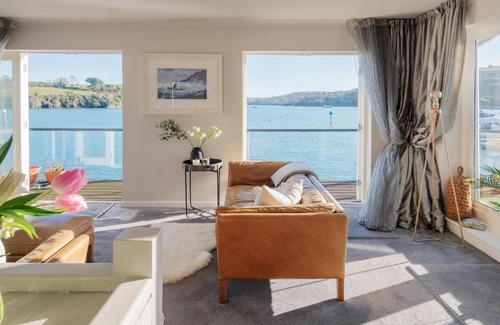 Salcombe House | 2 Clifton Place