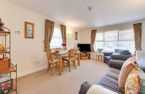 Aldeburgh Apartment | 2 Coastguard Court - One Bedroom Apartment, Sleeps 2