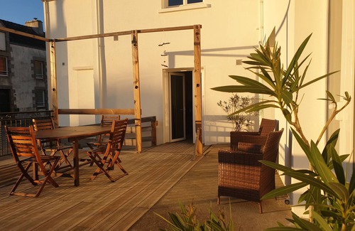 Saint-Jacut-les-Pins House | 2 comfort suites in Maison d'Hôtes, swimming pool, billiards room. Capacity 8-9 pers.