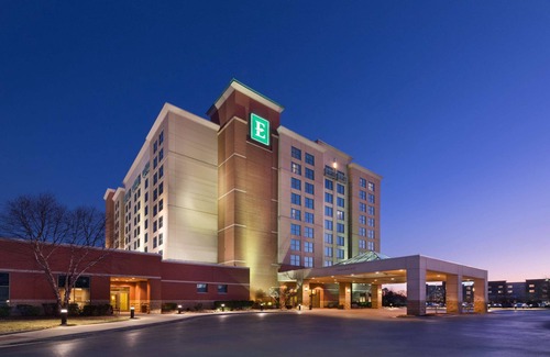 Murfreesboro House | 2 Connecting Suites at a Hotel