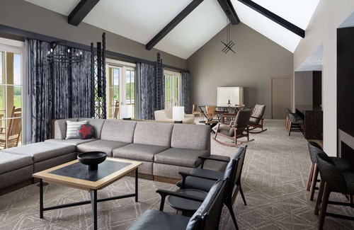 Lost Pines Hotel | 2 Connecting Suites at a 4⭐️ Hotel