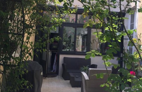 La Fleche Bed & Breakfast | 2 DESCARTES
