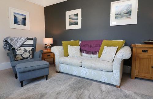 Bodmin House | 2 Emma Place