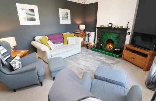 Bodmin House | 2 Emma Place