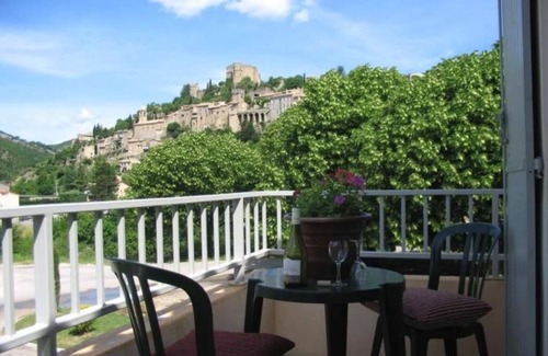 Montbrun-les-Bains Apartment | 2 Family-Friendly Units with Pool in Provence Near The Castle of Aulan