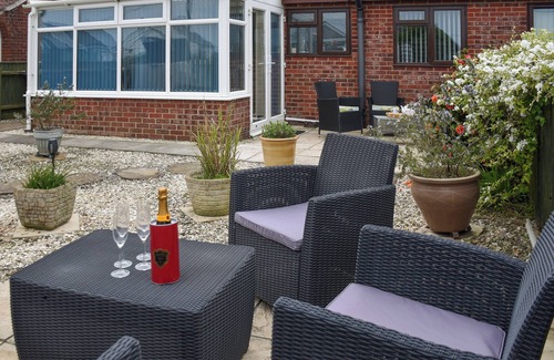 Walcott Cottage | 2 bedroom accommodation in Walcott-Happisburgh-Norfolk