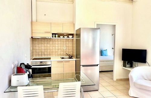 Vassiliki Villa | 2* Get a 10%-25% discount ,Seafront lovely villa with private pool.