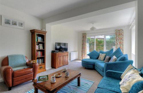 Bridport House | 2 Grange Villas