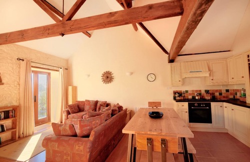 Rousdon House | 2 HOME FARM SOUTH, pet friendly, with a garden in Lyme Regis