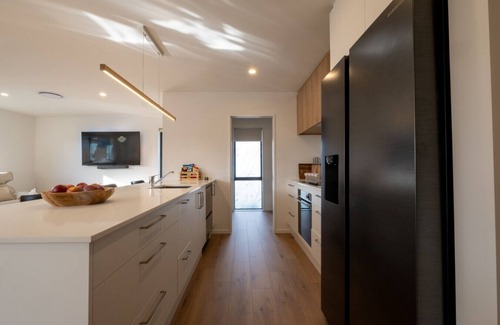Prebbleton House | 2 Houses | Games Rooms | Walking distance to shops