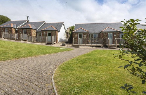 Bugford House | 2 Keeper's Cottage, Hillfield Village, Dartmouth