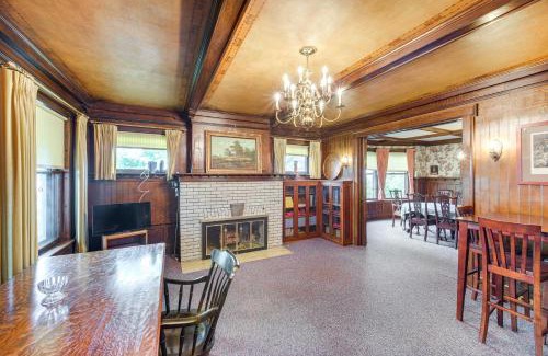 Erie House | 2 Mi to Lake Erie Spacious Retreat Near Cafes!