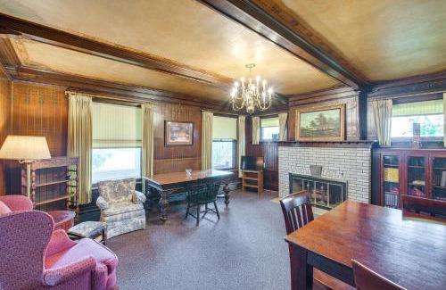 Erie House | 2 Mi to Lake Erie Spacious Retreat Near Cafes!