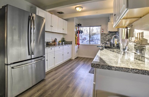 West University House | 2 Mi to Reno Riverwalk: Modern Home