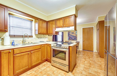 Fayetteville House | 2 Mi to U of A: Centrally Located Home w/Patio!