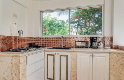 Bavaro Apartment | 2 minutes from the beach! Cozy 1-bedroom apartment with access to pool