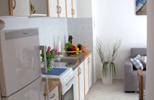 Klenovica Apartment | 2 minutes to the beach with beautiful sea views
