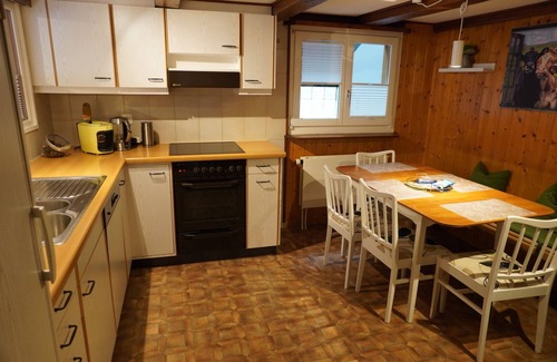 Brienz Apartment | 2 minutes to the lake, quiet, garden, parking, 20 minutes to Interlaken
