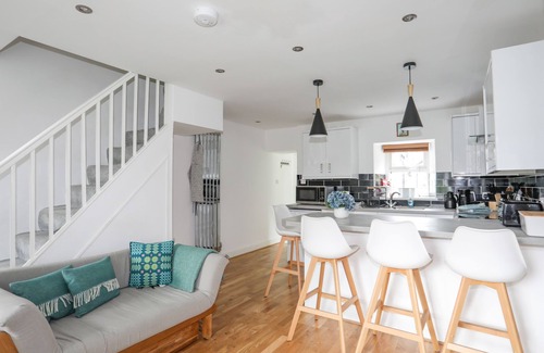 Conwy Cottage | 2 MORFA VIEW, family friendly, country holiday cottage in Conwy