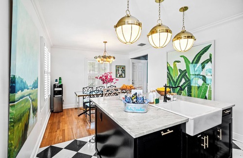 Southland Park House | 2 Mstr Bdrms | Walkable | Intracoastal | 5min to Beach
