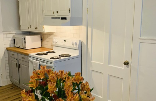 Great Barrington Apartment | #2 - Nestled minutes from Main Street, Great Barrington
