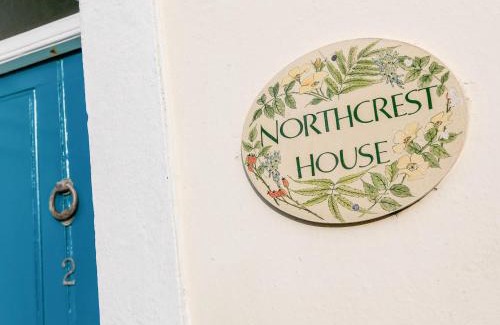 Salcombe House | 2 North Crest House