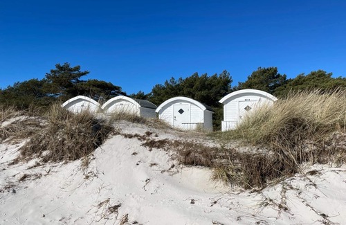 Limhamn House | 2 person comfortable holiday park home in TESTBY
