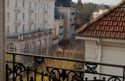 Vittel Apartment | 2 Pièces 62 m2, Superbe Vue, Spacieux, Lumineux, Chargé D'histoire