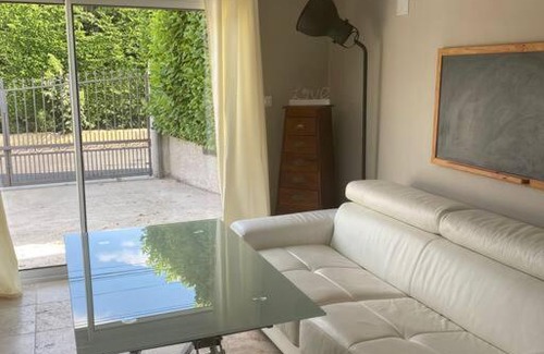Caux Apartment | 2 pièces indépendant avec espace extérieur