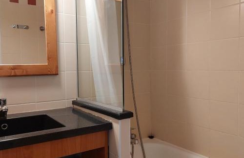 Arc-1800 Apartment | 2 pièces pour 5 pers, piscine, animaux admis, parking, proche télécabine - FR-1-411-320