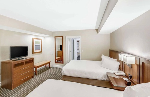 North Mountain Hotel | 2 Queen Beds 1BR Suite, Hilton Phoenix Tapatio Cliffs, 7 Pools, Spa - 2 Units