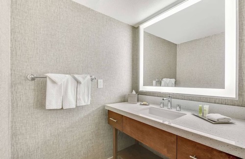 North Mountain Hotel | 2 Queen Beds 1BR Suite, Hilton Phoenix Tapatio Cliffs, 7 Pools, Spa - 2 Units